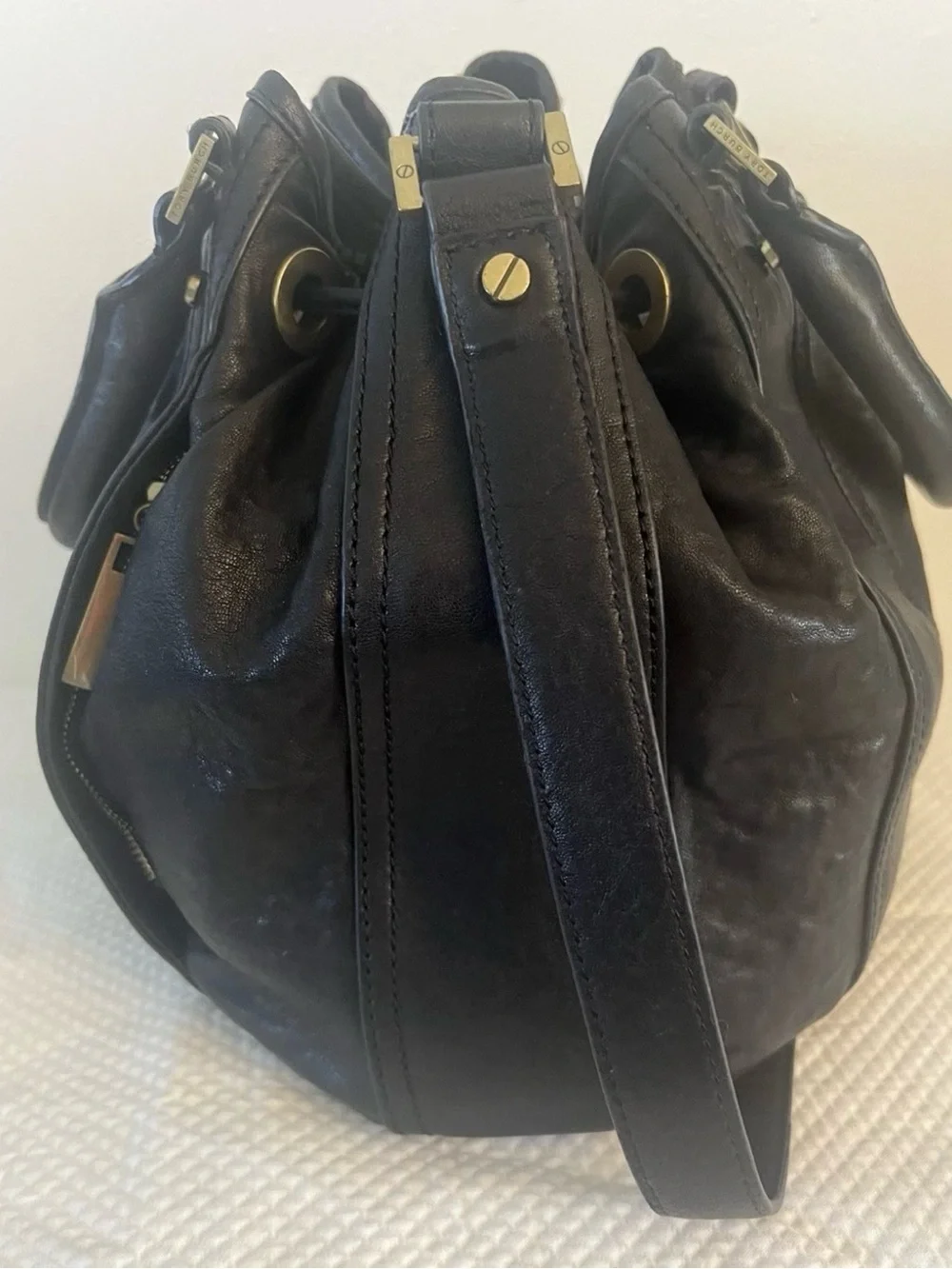 💚 Tory Burch Black Leather Shoulder Bag Gold Hardware Double Handles Bucket bag🩷